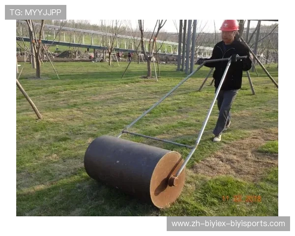 骁骑CBA全天候训练足球鞋湿地防滑设计强力抓地助力球场表现